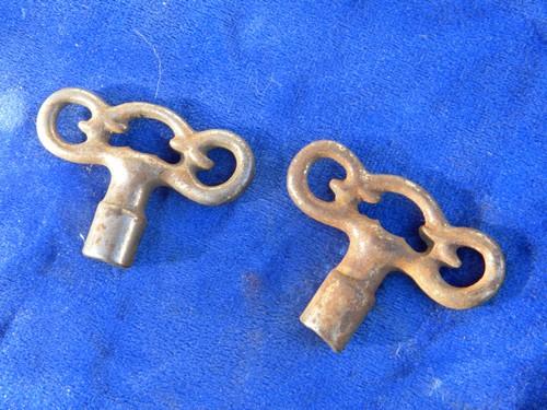 photo of lot of antique vintage ornate cast iron roller or ice skate keys 1/4''shank #1