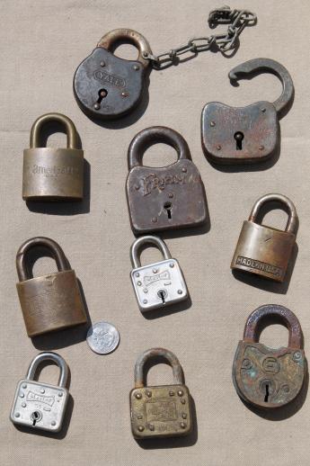 photo of lot of antique & vintage padlocks, assorted old brass & iron  padlocks, six lever locks w/ no keys #1