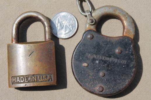 photo of lot of antique & vintage padlocks, assorted old brass & iron  padlocks, six lever locks w/ no keys #11