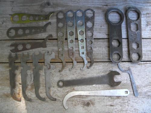 photo of lot of assorted old and vintage stamped wrenches, steampunk hardware #2