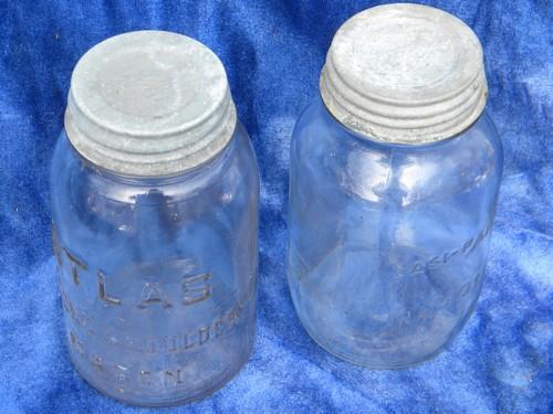 photo of lot of assorted old glass canning mason jars, Kerr, Atlas 1915 patent #5