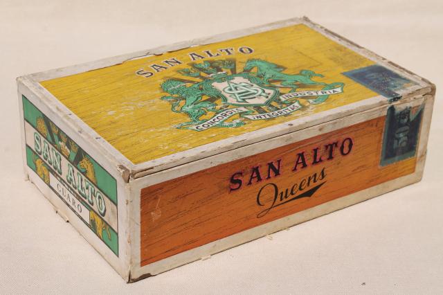 photo of lot of assorted vintage cigar boxes, cigar box collection w/ old tobacco advertising #7