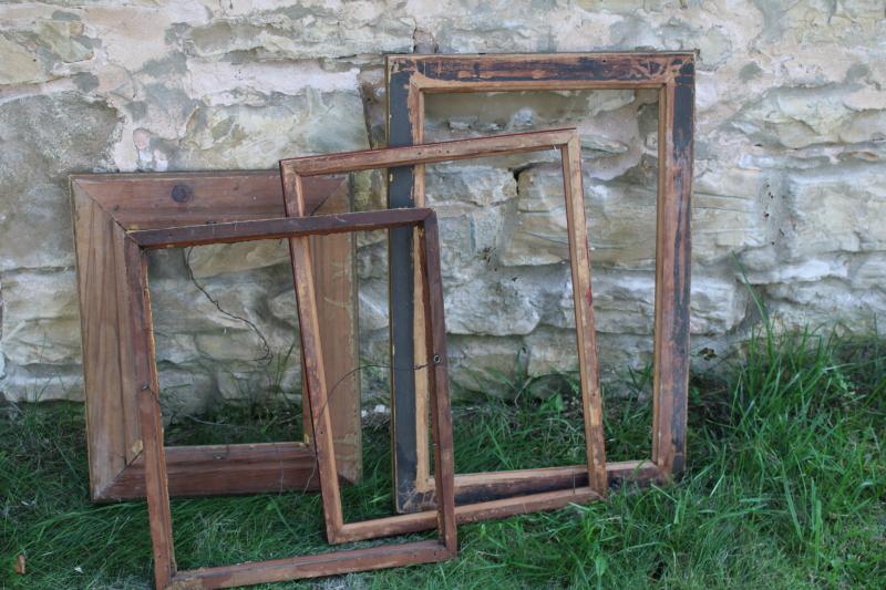 photo of lot of empty frames, antique vintage picture frames shabby ornate gold gesso & wood #3