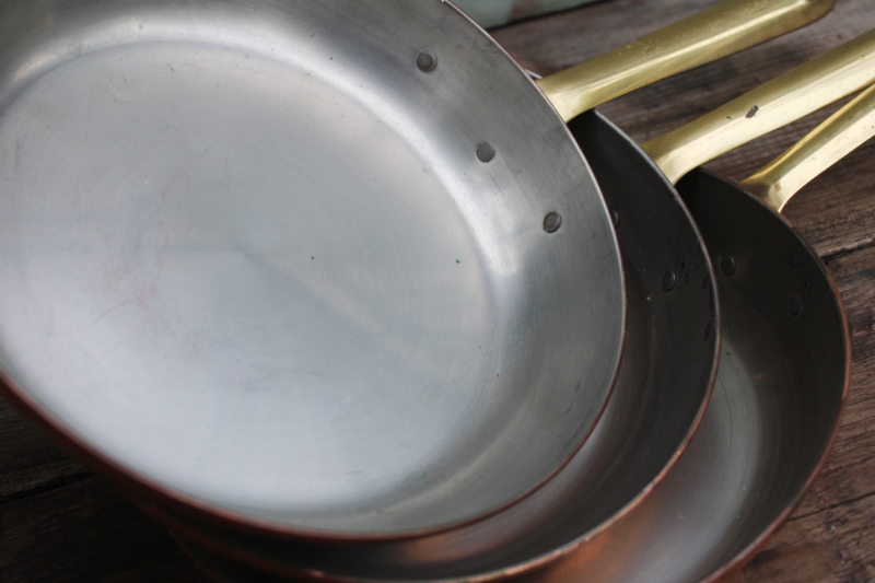 photo of lot of five vintage copper pans, small saute or saucepans w/ brass handles, french country kitchen style  #14