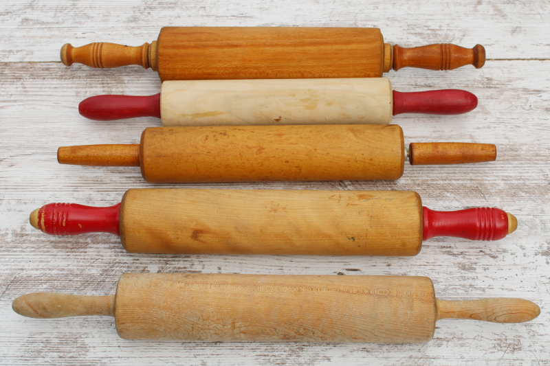 photo of lot of five vintage rolling pins, plain wood french farmhouse style, old red painted handles  #5