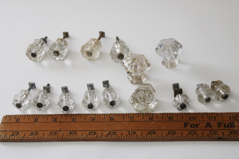 photo of lot of mismatched vintage glass drawer knob pulls, cabinet door knobs w/ rusty old hardware #2