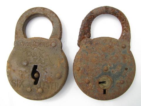 photo of lot of primitive old iron padlocks, Wm Enders Oak Leaf #1