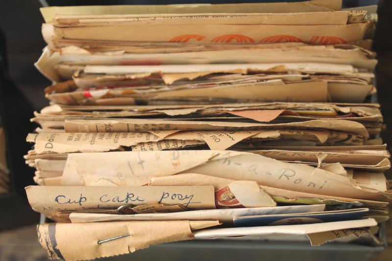 photo of lot of three vintage recipe boxes stuffed full of old recipes, some hand written cards #13