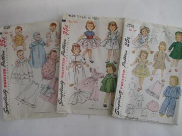 catalog photo of lot of vintage 1940's - 50's sewing patterns, doll clothes period fashion outfits