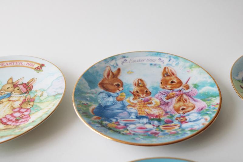 photo of lot of vintage Easter mini collector china plates, 1990s Avon 1991 to 1996 #3