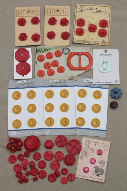 photo of lot of vintage buttons, red, yellow, orange colored bakelite & old plastic buttons #5