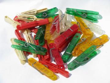 catalog photo of lot of vintage clothespins, red, yellow, green plastic