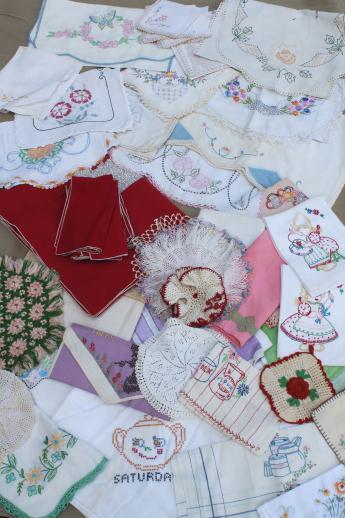 photo of lot of vintage cottage kitchen linens, towels, embroidered table runners etc. #1