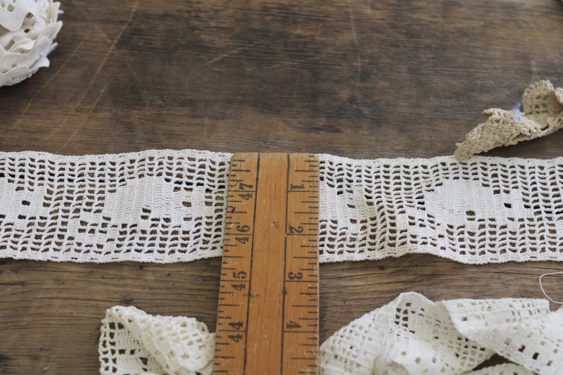 photo of lot of vintage handmade crochet lace edgings, salvaged antique sewing trims #4