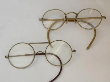 catalog photo of lot of vintage industrial steampunk vintage safety goggles