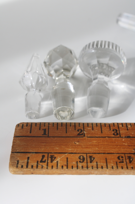 photo of lot of vintage lead crystal stoppers for decanters, liquor or wine bar bottles  #5
