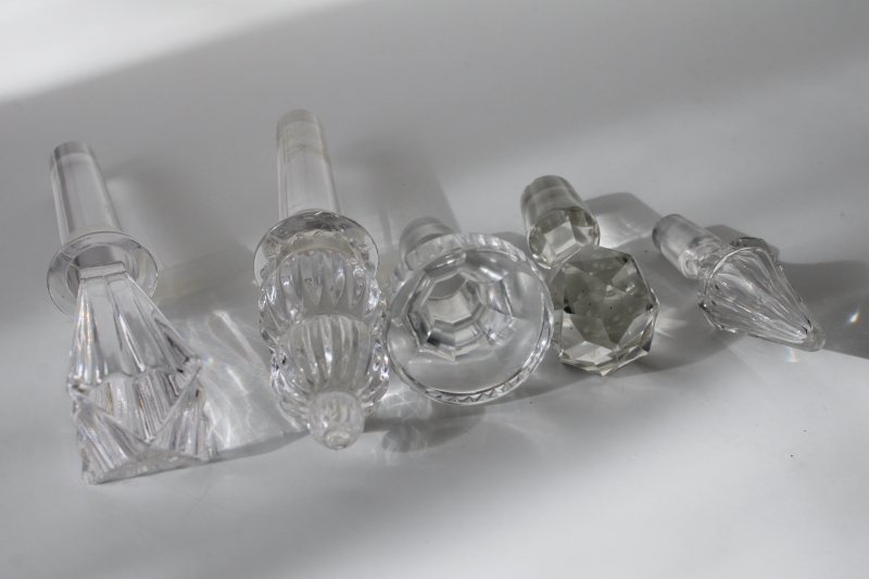 photo of lot of vintage lead crystal stoppers for decanters, liquor or wine bar bottles  #8