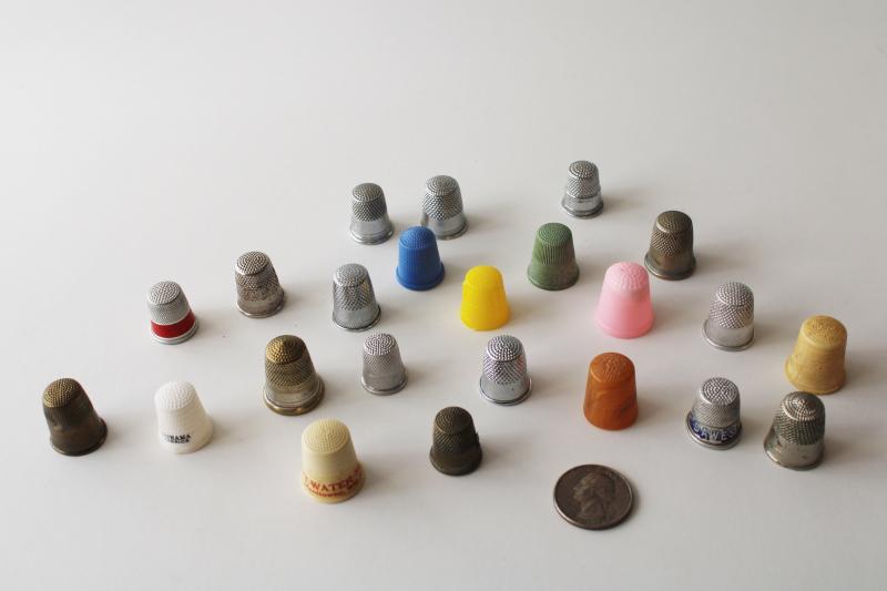 photo of lot of vintage sewing thimbles, some old advertising pieces, metal & plastic #1