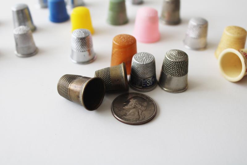 photo of lot of vintage sewing thimbles, some old advertising pieces, metal & plastic #3