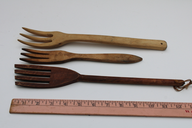 photo of lot old wood spoons, vintage wooden kitchen utensils, mallet hammer & masher pestle, hand carved spoon  #9
