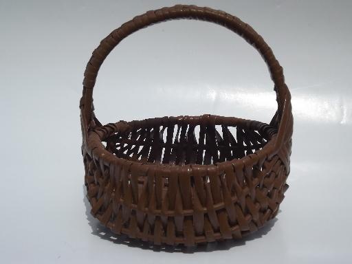 photo of lot small child / doll size vintage wicker picnic or flower baskets #9