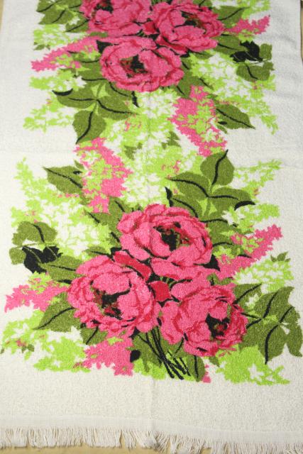 photo of lot unused vintage bath towels, retro 60s roses floral yellow, pink, blue #8