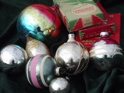 photo of lot vintage Christmas tree ornaments, old mercury glass balls in boxes #5