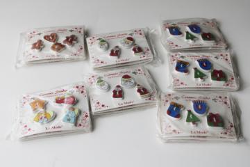 catalog photo of lot vintage ceramic buttons, Christmas winter holiday theme Donna Marcum La Mode