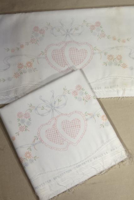 photo of lot vintage cotton & blend pillowcases for embroidery, stamped to embroider #4