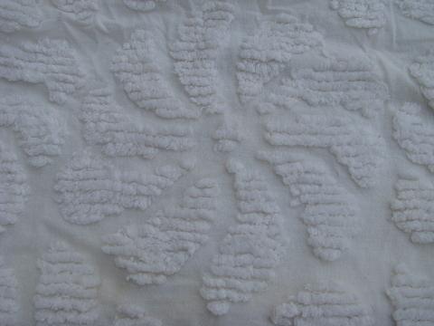 photo of lot vintage cotton chenille bedspreads for cutters, all white chenilles #5