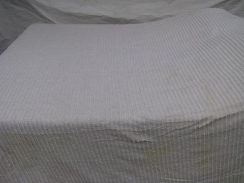 photo of lot vintage cotton chenille bedspreads for cutters, all white chenilles #9