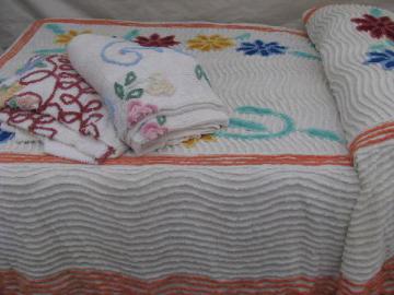 catalog photo of lot vintage cotton chenille bedspreads for cutters, lots of bright flowers!