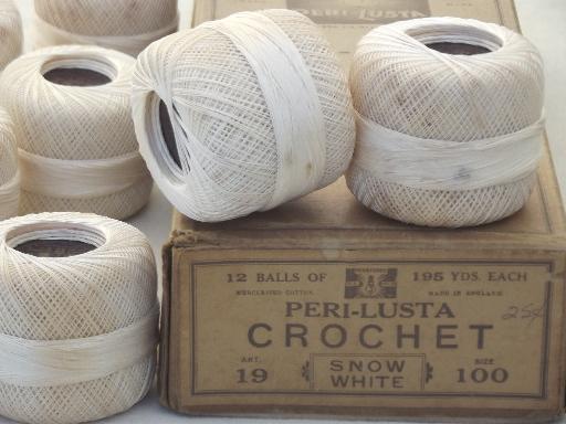 photo of lot vintage cotton crochet thread spools in antique  French boxes #4