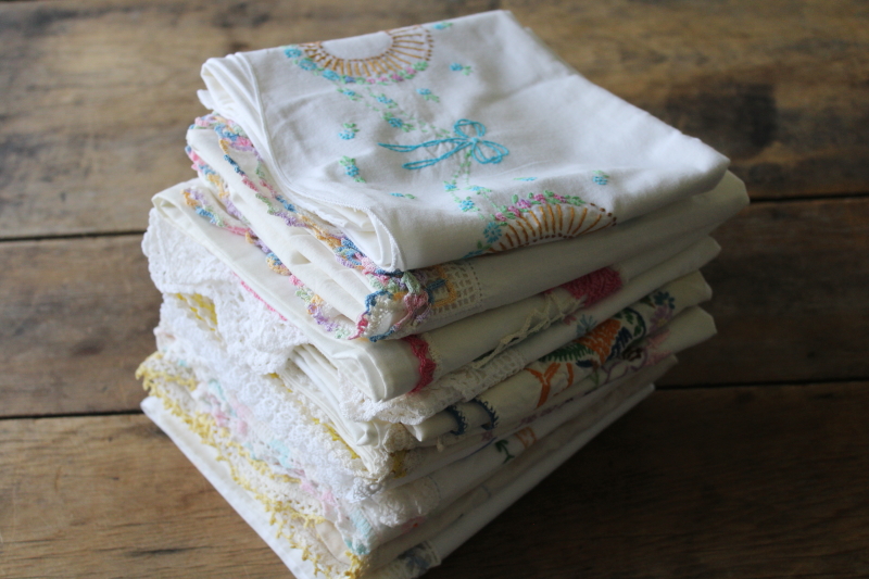 photo of lot vintage cotton pillowcases w/ embroidery or crochet lace edgings, shabby cottage chic linens  #11
