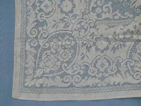 photo of lot vintage cotton quaker lace type tablecloths, lacy cutter fabric #5