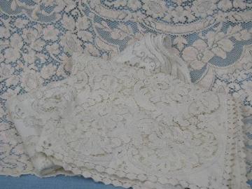 catalog photo of lot vintage cotton quaker lace type tablecloths, lacy cutter fabric