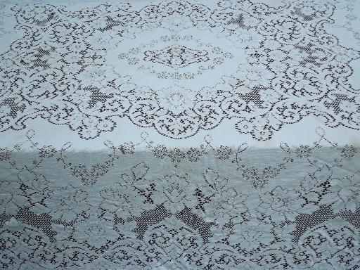 photo of lot vintage cotton quaker lace type tablecloths, lacy cutter fabric #2