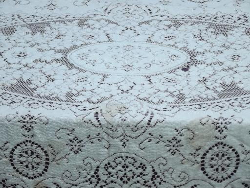 photo of lot vintage cotton quaker lace type tablecloths, lacy cutter fabric #4