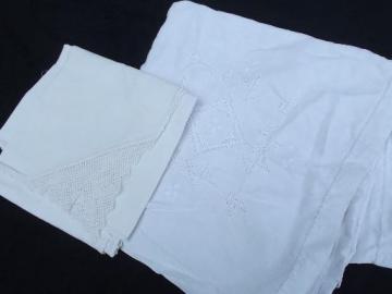 catalog photo of lot vintage cotton quaker lace type tablecloths, lacy cutter fabric