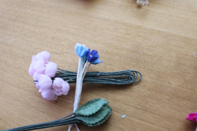 photo of lot vintage craft flowers, mini flower wire stems for spring or wedding decor, millinery, dolls #6