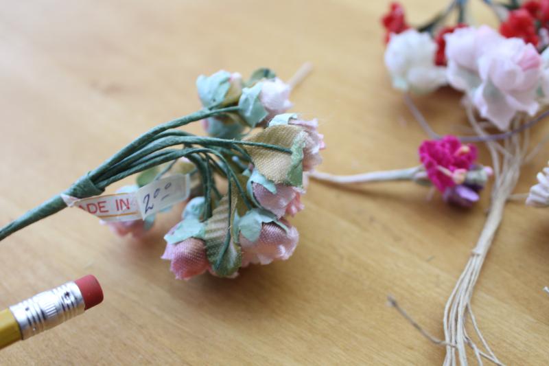 photo of lot vintage craft flowers, mini flower wire stems for spring or wedding decor, millinery, dolls #13