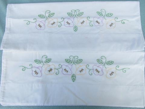 photo of lot vintage embroidered pillowcases w/crocheted lace, flowers & bows #4