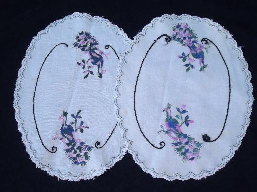 photo of lot vintage fancywork linens, old embroidery and crochet lace, cutter fabric #5