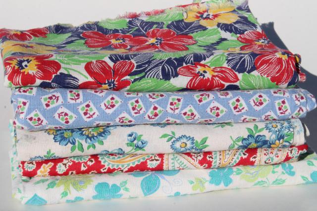 photo of lot vintage farm feed sack fabric, cotton print feedsacks for quilting / sewing fabrics #1