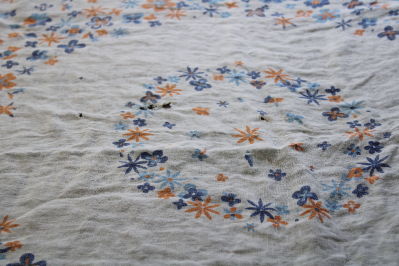 photo of lot vintage floral print tablecloths, soft washed flax linen fabric w/ flowery cottage style #9