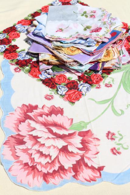 photo of lot vintage hankies w/ flower prints, 30+ pretty printed cotton handkerchiefs #1