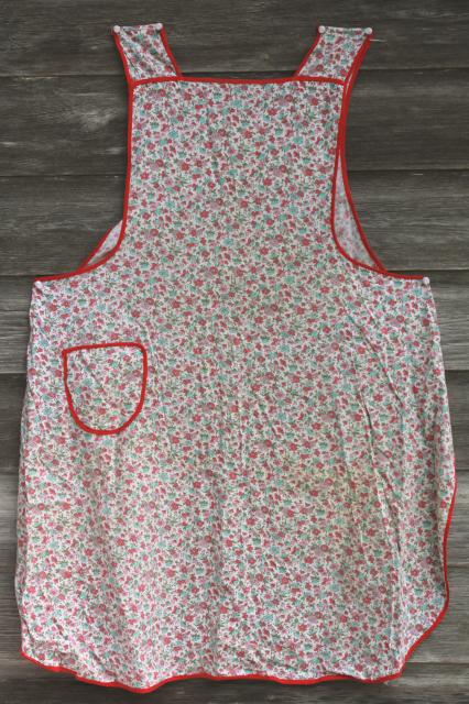 photo of lot vintage kitchen smock coverall full aprons, pretty soft faded floral cotton prints #4