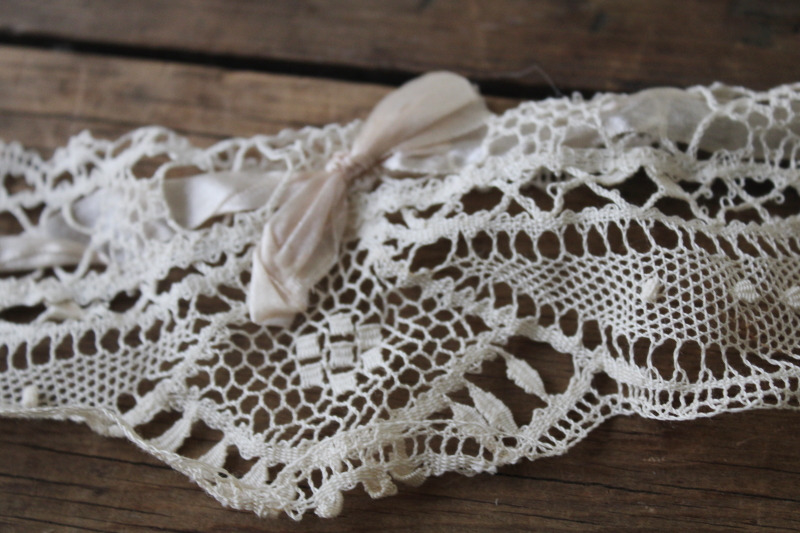 photo of lot vintage lace collars & white cotton collars w/ lacy edgings, 1920s through 1980s #7