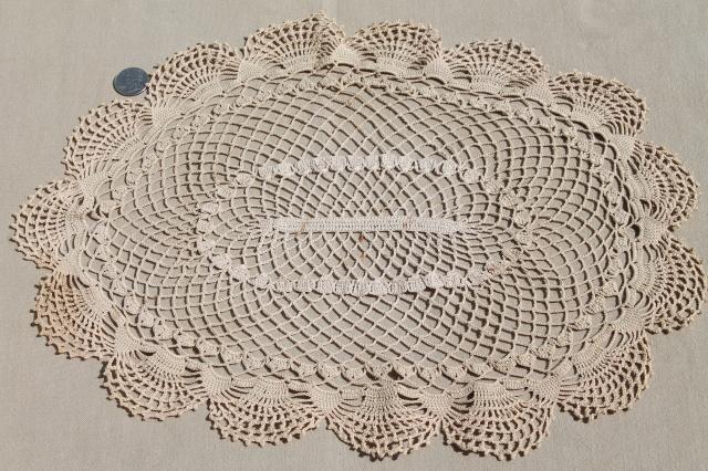 photo of lot vintage lace table linens, doilies & tray cloths, crochet centerpieces #7