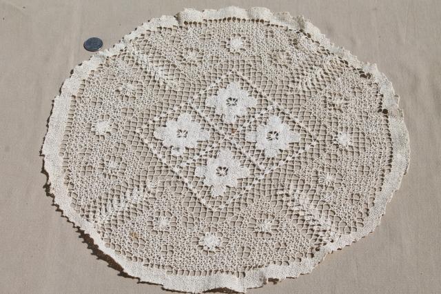 photo of lot vintage lace table linens, doilies & tray cloths, crochet centerpieces #11